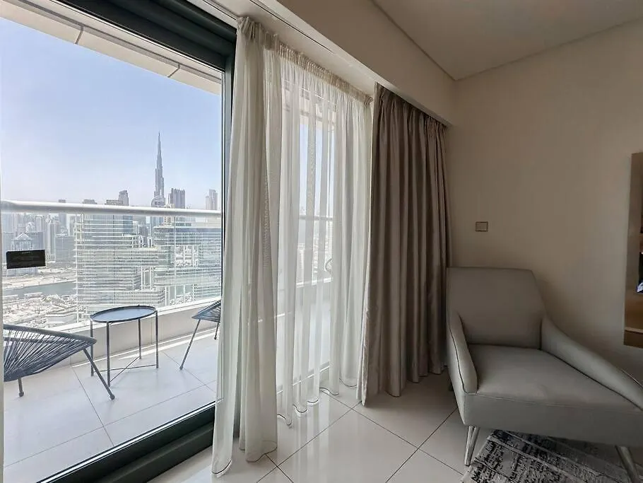 Trophy - Paramount Burj Khalifa View Suite Dubai Apartment